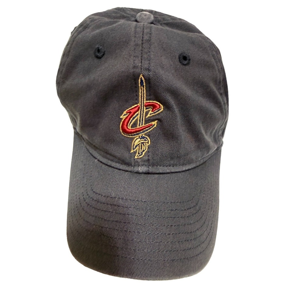 Cleveland Cavaliers Cavs Gray  Hat Adidas  Cap Size Medium